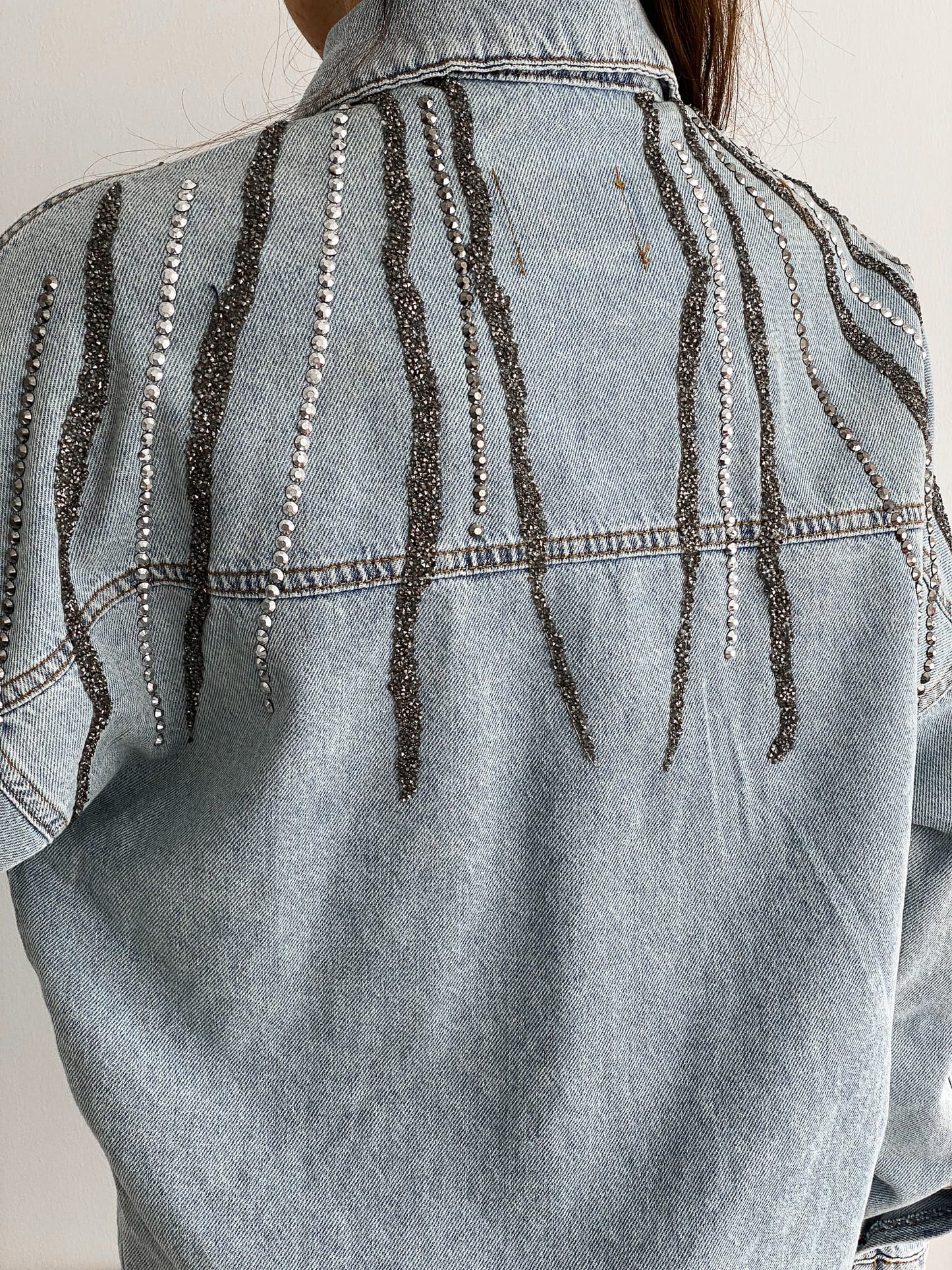 Shine in Style with our Jean Jacket with Sequins - Sparkling Denim Fashion