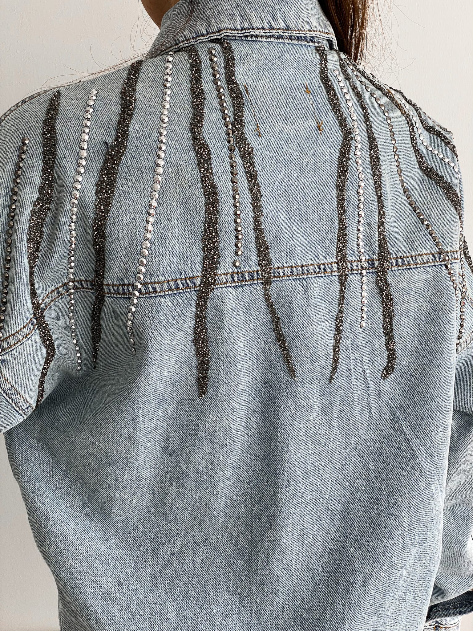 Shine in Style with our Jean Jacket with Sequins - Sparkling Denim Fashion
