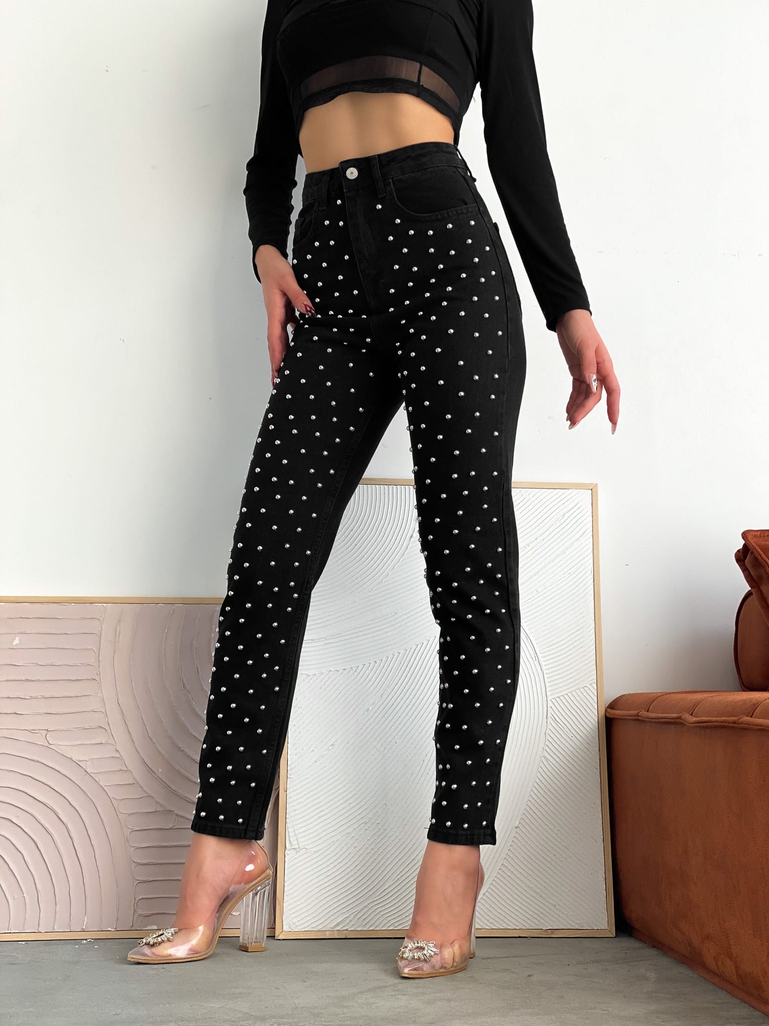 Stylish Beaded Skinny Jeans for a Fashion-Forward Look | Shop Now